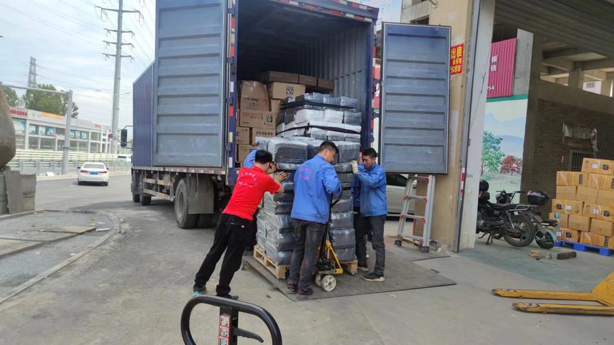 協(xié)作的節(jié)律 城市角落的裝卸搬運(yùn)之歌